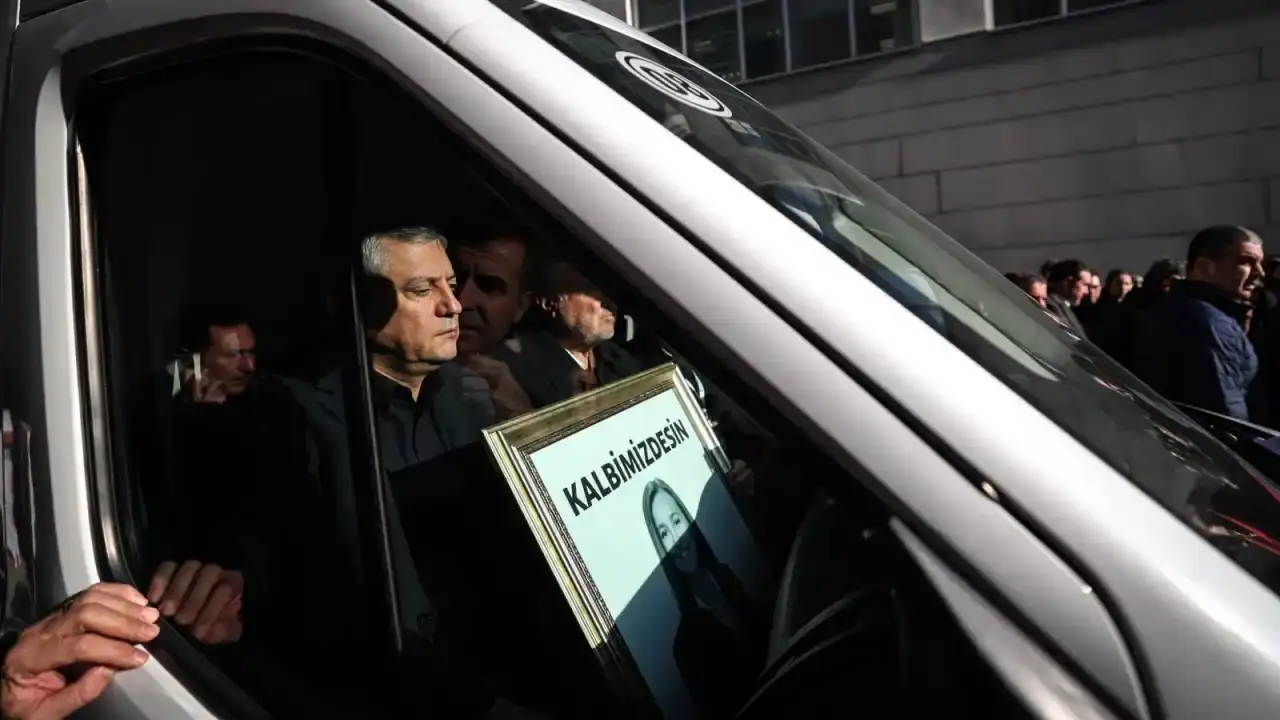 Gülşah Durbay’a Son Görev: Cenazeden Yürek Burkan Görüntüler 10